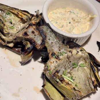 Houston's Restaurant - 12/24 grilled artichoke - fantastic - New American Near Me - Boca Raton, Florida