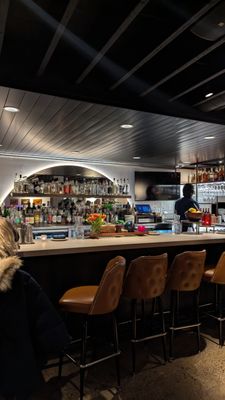 Black Duck Spirits & Hearth by null