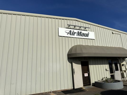 Air Maui Helicopter Tours by null
