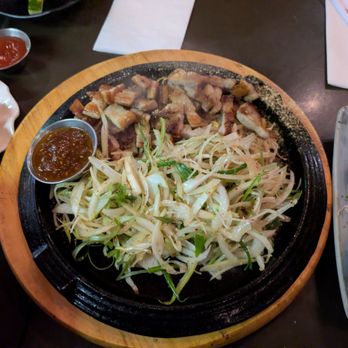Hongdae Pocha - Grilled pork belly with scallions and onions, delish - Korean Near Me - Flushing, New York Hongdae Pocha - Grilled pork belly with scallions and onions, delish - Korean Near Me - Flushing, New York