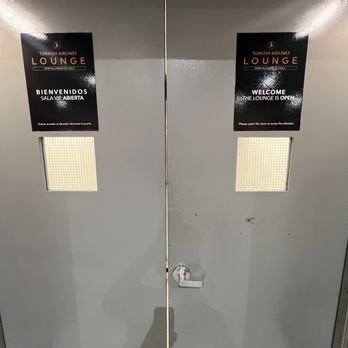 Turkish Airlines Lounge - Horrible entrance that looks like a hospital - Airport Lounges Near Me - Miami, Florida Turkish Airlines Lounge - Horrible entrance that looks like a hospital - Airport Lounges Near Me - Miami, Florida