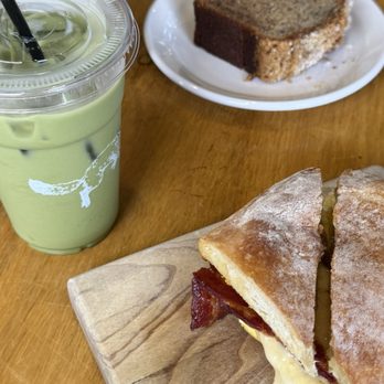 Fox in the Snow Cafe - Banana Bread - Coffee & Tea Near Me - New Albany, Ohio