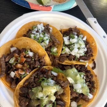 La Brasita Tacos - Carne asada tacos - Mexican Near Me - Long Beach, California