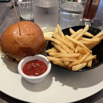 Hilltop Kitchen & Bar - Delicious - Wine Bars Near Me - Syosset, New York Hilltop Kitchen & Bar - Delicious - Wine Bars Near Me - Syosset, New York