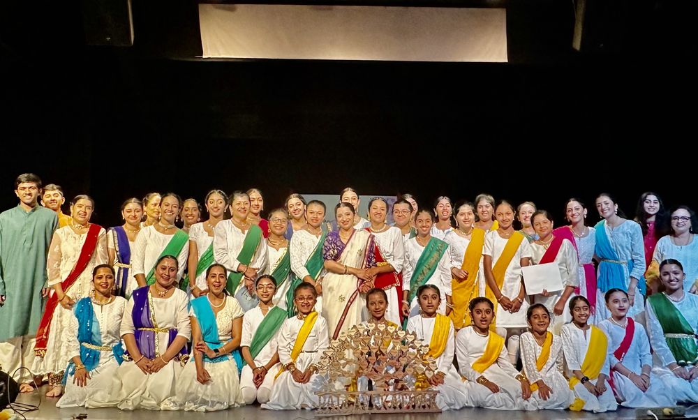 Pallavi Kathak Gurukul Logo