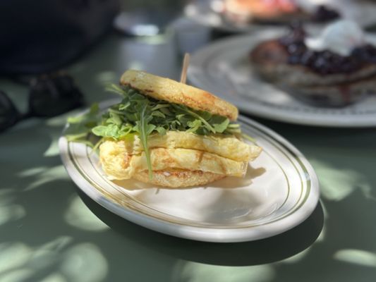 Haute Cakes Caffe by null