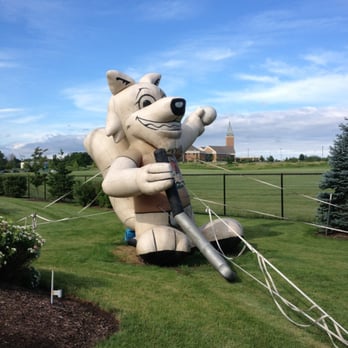 Coyote Crossing Mini Golf - Giant coyote. - Mini Golf Near Me - West Chicago, Illinois Coyote Crossing Mini Golf - Giant coyote. - Mini Golf Near Me - West Chicago, Illinois