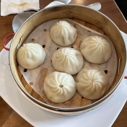 109 Xiao Long Bao / Steam Pork Buns (6pcs) / 小笼包