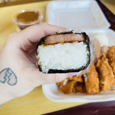 L&L Hawaiian Barbecue by null