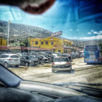 Casa Pepe - Autobuses y todo. El Sur si es español !!! - Spanish Near Me - Almuradiel, Z