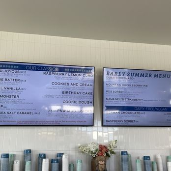 Eight Cow Creamery - Menu - Ice Cream & Frozen Yogurt Near Me - Ridgefield, Washington Eight Cow Creamery - Menu - Ice Cream & Frozen Yogurt Near Me - Ridgefield, Washington