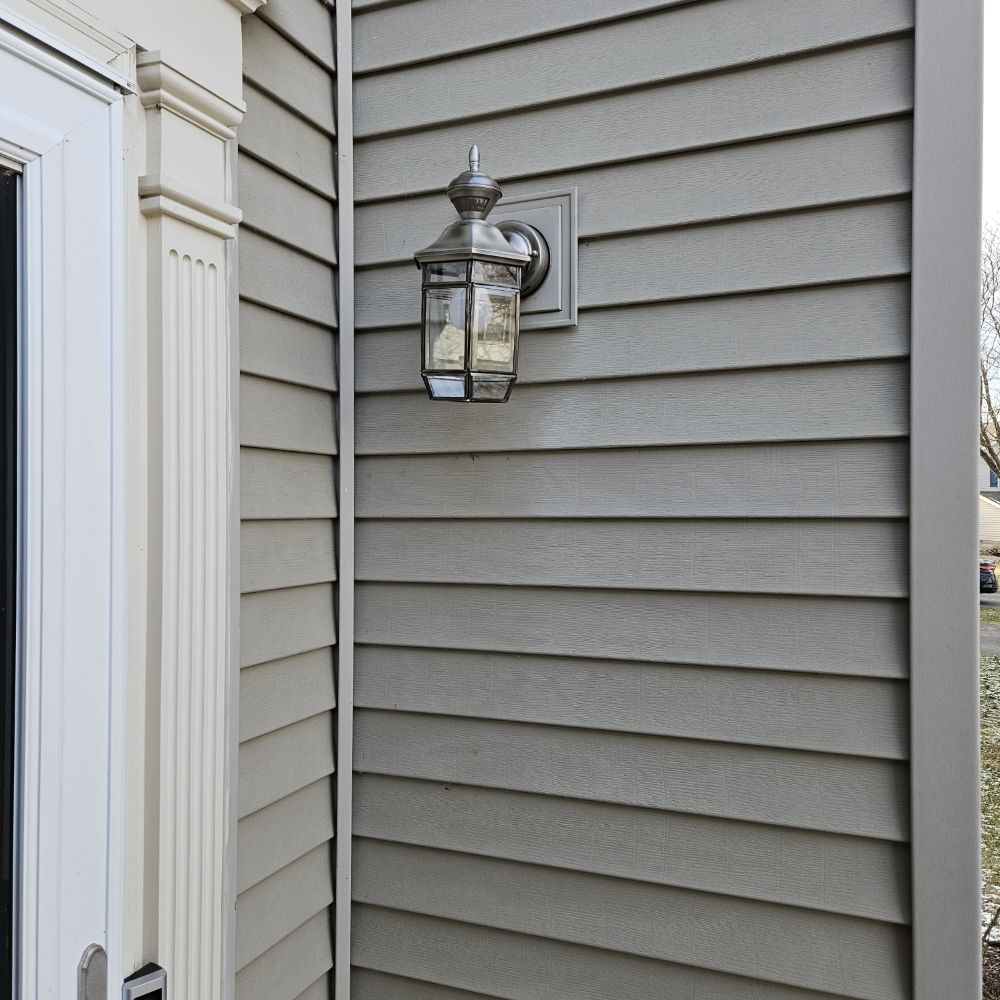 Slide of K&Dee Hauling & Remodeling