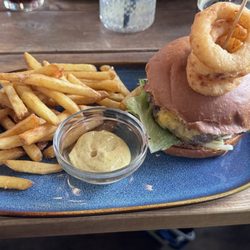 Trondhjem Mikrobryggeri - Brewery burger