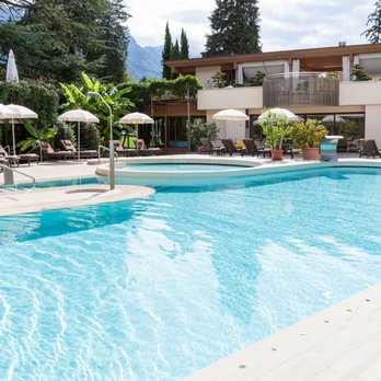 Park Hotel Mignon - Traumhafte Poolanlage - Hotels Near Me - Merano Meran, BZ