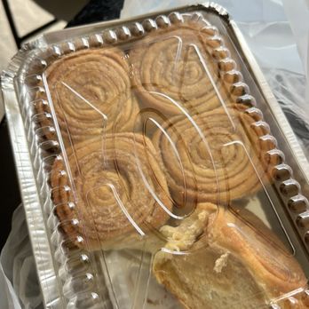 Mary Mac's Tea Room - Cinnamon rolls - Southern Near Me - Atlanta, Georgia