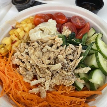 Sushi Addicts - Tuna, white rice, carrots, crunchy onions, cucumbers, mango, tomatoes. - Sushi Bars Near Me - Fort Lauderdale, Florida Sushi Addicts - Tuna, white rice, carrots, crunchy onions, cucumbers, mango, tomatoes. - Sushi Bars Near Me - Fort Lauderdale, Florida
