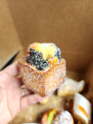 Mitten Sweets & Coffee by null