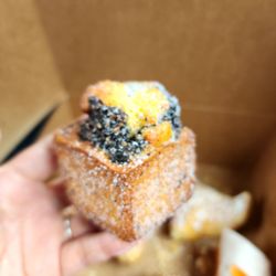 Mitten Sweets & Coffee - Black sesame baked square donut