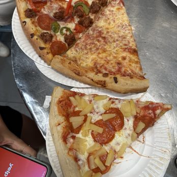2 Bros Pizza - Supreme Cheese Pepperoni and Margherita - Pizza Near Me - New York, New York 2 Bros Pizza - Supreme Cheese Pepperoni and Margherita - Pizza Near Me - New York, New York