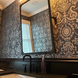 Albo Wallpapering