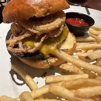Bullfish Grill - Brisket burger - Steakhouses Near Me - Pigeon Forge, Tennessee Bullfish Grill - Brisket burger - Steakhouses Near Me - Pigeon Forge, Tennessee