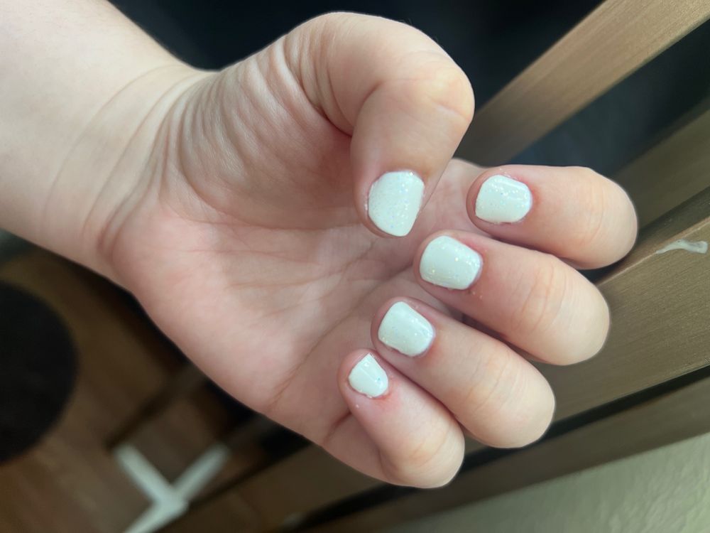 Canyon Nails & Skin Care Salon Logo