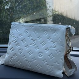 Mike did my bags in such a quick manner, highly recommend to anyone looking to have their bags and shoes revamped!! Mike did my bags in such a quick manner, highly recommend to anyone looking to have their bags and shoes revamped!!