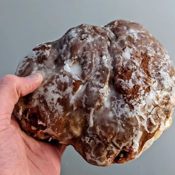 Lee's Donuts - 11/26/22 Raspberry Fritter - Donuts Near Me - Vancouver, British Columbia Lee's Donuts - 11/26/22 Raspberry Fritter - Donuts Near Me - Vancouver, British Columbia