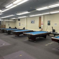 Velvet Touch Billiards - Back room I played in. There are a couple tables behind this and then there is a front room with maybe 5-6 tables.