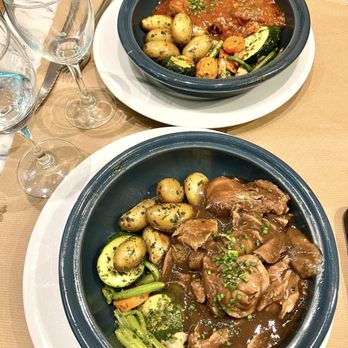 La Jacobine - Red Wine Beef Stew Coq Au Vin - Tea Rooms Near Me - Paris, 75