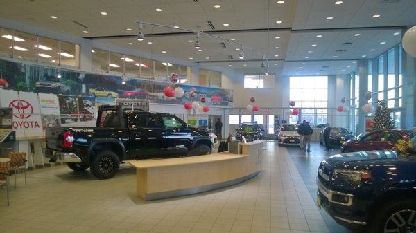 KENDALL TOYOTA OF ANCHORAGE - Updated December 2024 - 29 Photos & 133 ...