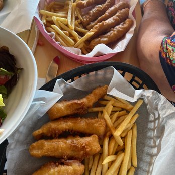 Captain Tony's - fish and chips - kids size and starter size - Seafood Near Me - Cabo San Lucas, BCS Captain Tony's - fish and chips - kids size and starter size - Seafood Near Me - Cabo San Lucas, BCS