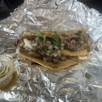 Los 3 Burritos - Taco - Mexican Near Me - DeKalb, Illinois Los 3 Burritos - Taco - Mexican Near Me - DeKalb, Illinois