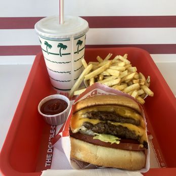In-N-Out Burger - #1 (no onion/no spread) with a vanilla shake! 10/10 - Burgers Near Me - St. George, Utah In-N-Out Burger - #1 (no onion/no spread) with a vanilla shake! 10/10 - Burgers Near Me - St. George, Utah