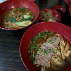 Max´s Beef Noodles - Signature beef noodle soup
