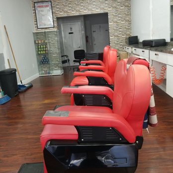 Magic's Barber Shop - Barbers Near Me - Miami, Florida Magic's Barber Shop - Barbers Near Me - Miami, Florida