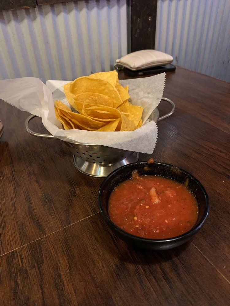 Que Onda Cantina - Highland Creek