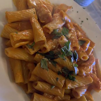 Puglia Ristorante - Penne alla Vodka - Italian Near Me - New York, New York Puglia Ristorante - Penne alla Vodka - Italian Near Me - New York, New York