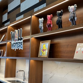 Wall Writers Coffee - Indoor - Coffee & Tea Near Me - Irvine, California Wall Writers Coffee - Indoor - Coffee & Tea Near Me - Irvine, California