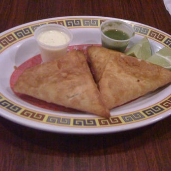 Jubba - Lip smacking Sambusas with cilantro chutney - African Near Me - San Jose, California Jubba - Lip smacking Sambusas with cilantro chutney - African Near Me - San Jose, California