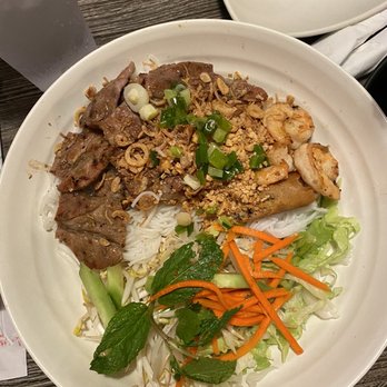 Love Pho Cafe - Pork, shrimp, and egg roll Vermicelli - Vietnamese Near Me - Thousand Oaks, California Love Pho Cafe - Pork, shrimp, and egg roll Vermicelli - Vietnamese Near Me - Thousand Oaks, California