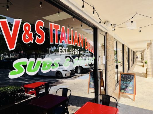 V & S Italian Deli by null