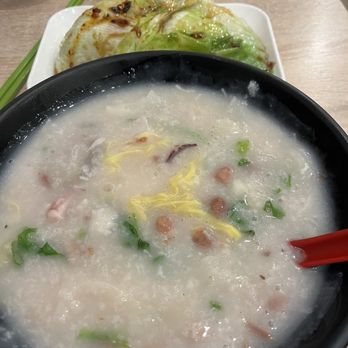 Yin Ji Chang Fen - Congee and lettuce - Chinese Near Me - Toronto, Ontario