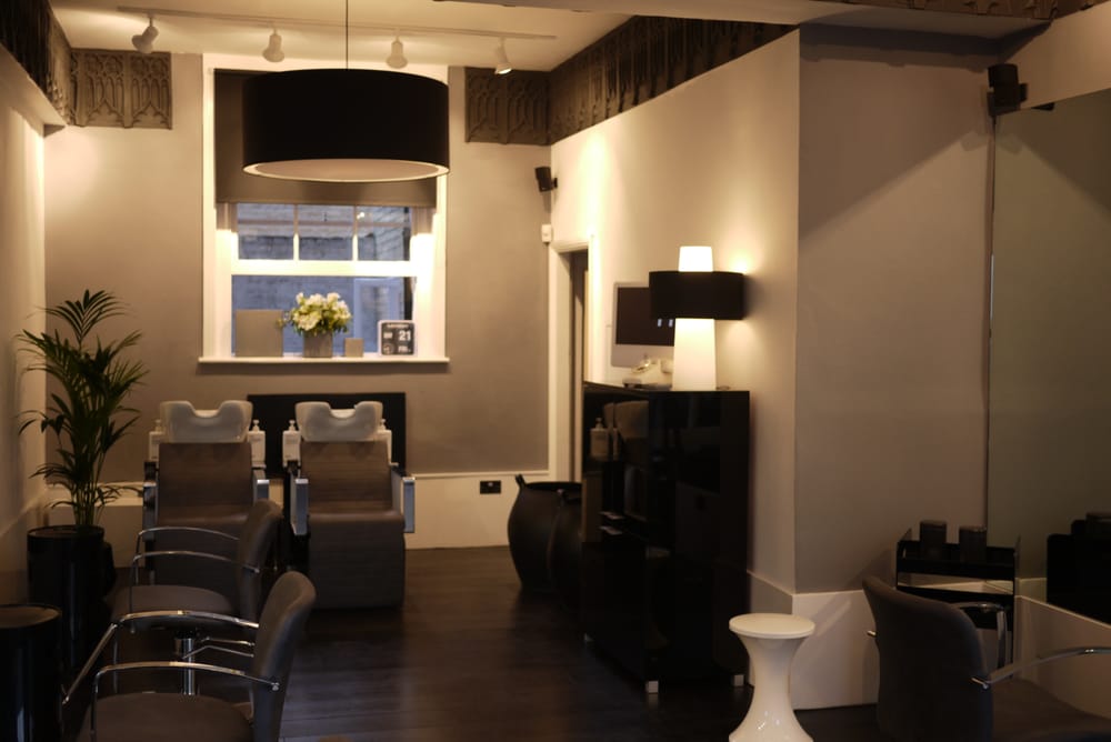 77 HAIR SALON Updated September 2024 77 Westbourne Park Road