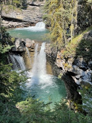 Johnston Canyon by null