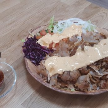 Center Döner - Döner Teller mit Reis und Salat.
Super lecker und eine große Portion.
Sehr liebes Personal.
Wir kommen wieder - Kebab Near Me - Burgthann, BY Center Döner - Döner Teller mit Reis und Salat.
Super lecker und eine große Portion.
Sehr liebes Personal.
Wir kommen wieder - Kebab Near Me - Burgthann, BY