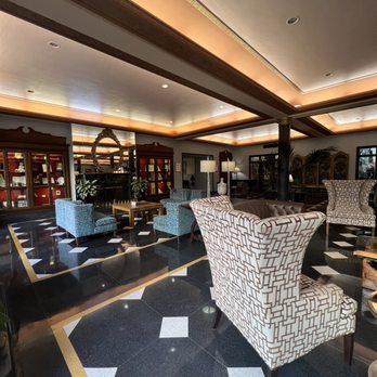 Menger Hotel - Lobby area - Venues & Event Spaces Near Me - San Antonio, Texas Menger Hotel - Lobby area - Venues & Event Spaces Near Me - San Antonio, Texas