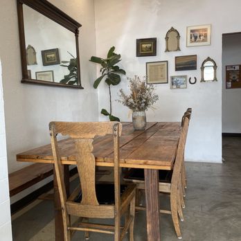 Edenic Smoothies - Inside - Juice Bars & Smoothies Near Me - Ventura, California