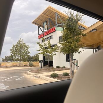Suds Deluxe - Suds Deluxe - Car Wash Near Me - Round Rock, Texas