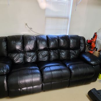 Hernandez Hauling - Sofa - Junk Removal & Hauling Near Me Hernandez Hauling - Sofa - Junk Removal & Hauling Near Me